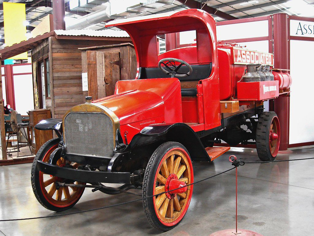 mack trucks historical museum